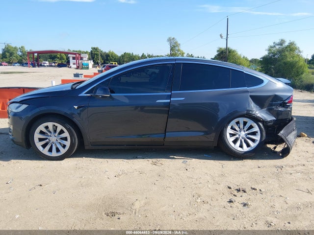 Tesla Model X 100d/75d/p100d 2018 5YJXCBE21JF120100 Image 13
