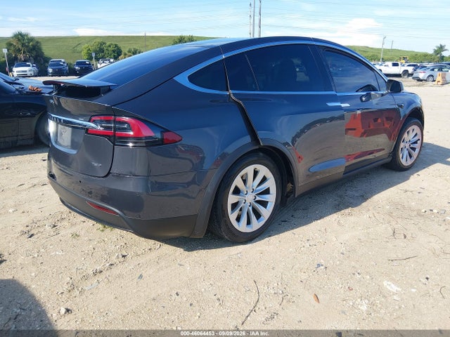 Tesla Model X 100d/75d/p100d 2018 5YJXCBE21JF120100 Image 4