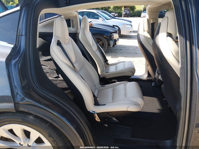 Tesla Model X 100d/75d/p100d 2018 5YJXCBE21JF120100 Image 8