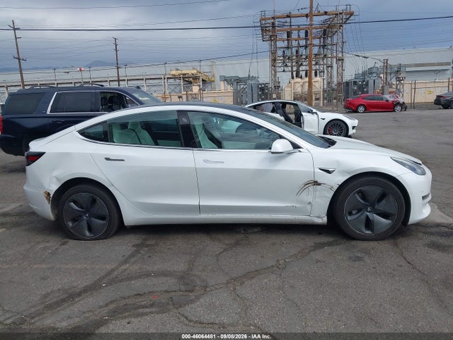 Продаж на аукціоні авто 2020 Tesla Model 3 Standard Range Plus Rear-wheel Drive/standard Range Rear-wheel Drive, vin: 5YJ3E1EA6LF741118, номер лоту: 46064481