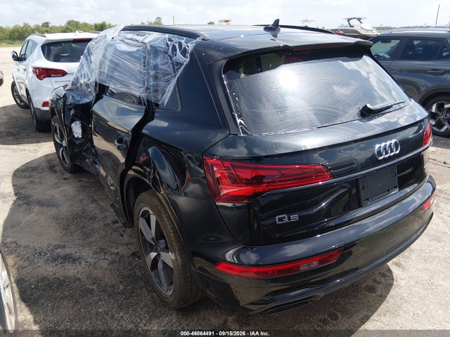 46064491 :رقم المزاد ، WA1EAAFY8N2010903 vin ، 2022 Audi Q5 Premium Plus 45 Tfsi S Line Quattro S Tronic مزاد بيع