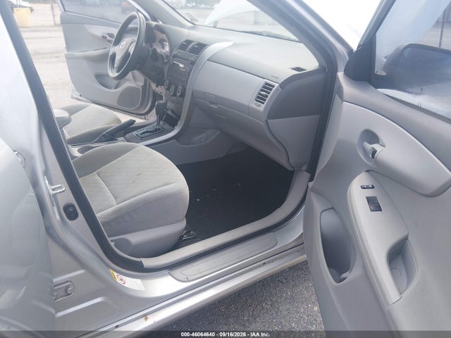 46064640 :رقم المزاد ، JTDBL40E09J052609 vin ، 2009 Toyota Corolla Le مزاد بيع