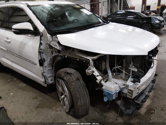 Toyota Highlander Xle V6 2015 5TDJKRFH1FS101957 Image 6
