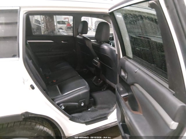 Toyota Highlander Xle V6 2015 5TDJKRFH1FS101957 Image 8