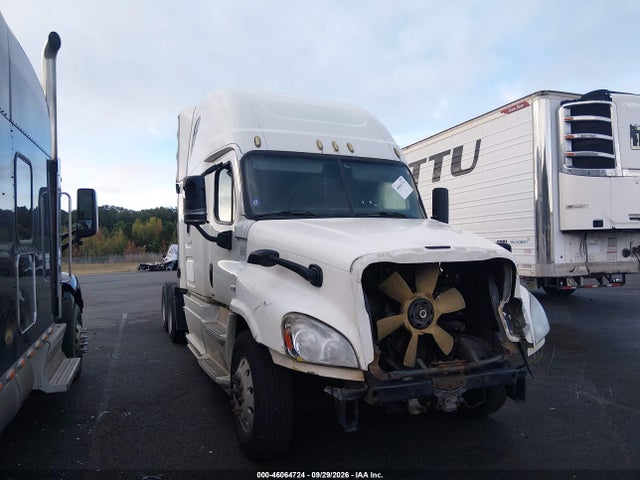 Auction sale of the 2016 Freightliner Cascadia 125, vin: 1FUJGLD51GLGD0147, lot number: 46064724