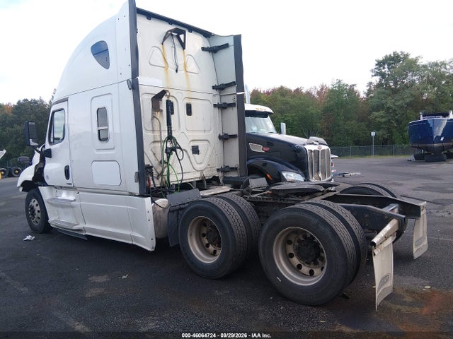 2016 Freightliner Cascadia 125 მანქანა იყიდება აუქციონზე, vin: 1FUJGLD51GLGD0147, აუქციონის ნომერი: 46064724
