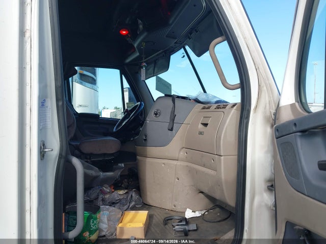 2016 Freightliner Cascadia 125 მანქანა იყიდება აუქციონზე, vin: 1FUJGLD51GLGD0147, აუქციონის ნომერი: 46064724