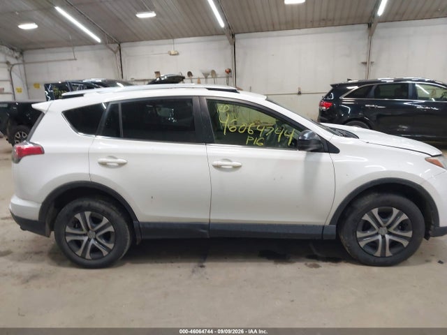 Продаж на аукціоні авто 2016 Toyota Rav4 Le, vin: JTMBFREVXGD196113, номер лоту: 46064744