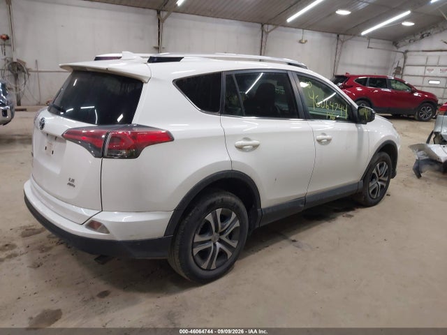 Продаж на аукціоні авто 2016 Toyota Rav4 Le, vin: JTMBFREVXGD196113, номер лоту: 46064744