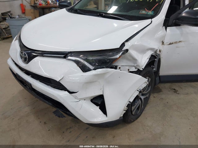 Продаж на аукціоні авто 2016 Toyota Rav4 Le, vin: JTMBFREVXGD196113, номер лоту: 46064744