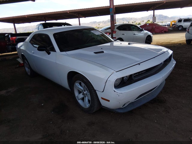 2014 Dodge Challenger Sxt მანქანა იყიდება აუქციონზე, vin: 2C3CDYAGXEH313169, აუქციონის ნომერი: 46064759
