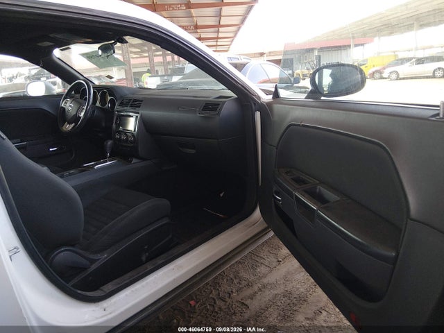 Продажа на аукционе авто 2014 Dodge Challenger Sxt, vin: 2C3CDYAGXEH313169, номер лота: 46064759