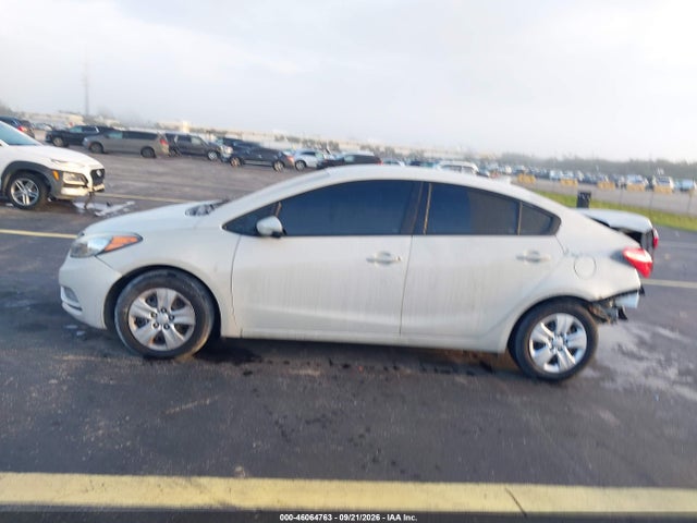 Aukcja sprzedaży 2015 Kia Forte Lx, vin: KNAFK4A66F5411104, numer aukcji: 46064763