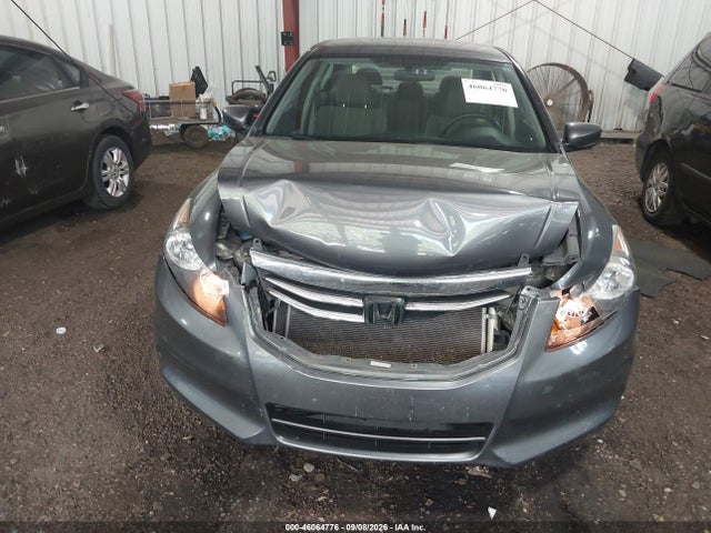 46064776 :رقم المزاد ، 1HGCP2F32BA052847 vin ، 2011 Honda Accord 2.4 Lx مزاد بيع