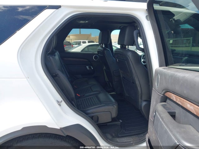 Land Rover Discovery Hse Luxury 2018 SALRT2RV2JA075358 Image 8