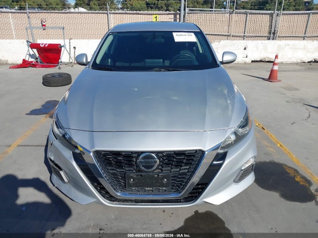 46064789 :رقم المزاد ، 1N4BL4BV7LC177069 vin ، 2020 Nissan Altima S Fwd مزاد بيع