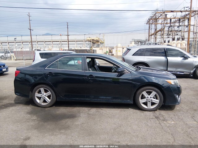 46064855 :رقم المزاد ، 4T1BF1FK9CU187589 vin ، 2012 Toyota Camry Se مزاد بيع