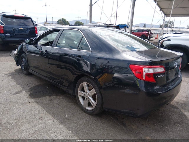 46064855 :رقم المزاد ، 4T1BF1FK9CU187589 vin ، 2012 Toyota Camry Se مزاد بيع