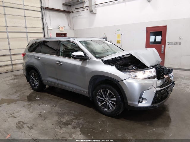 Aukcja sprzedaży 2018 Toyota Highlander Xle, vin: 5TDJZRFH9JS541350, numer aukcji: 46064860