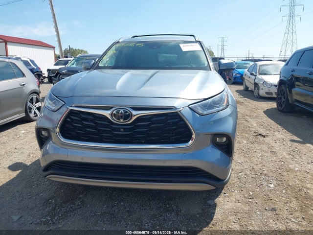 2023 Toyota Highlander Platinum მანქანა იყიდება აუქციონზე, vin: 5TDKDRBH2PS004790, აუქციონის ნომერი: 46064875