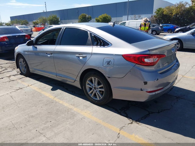 46064920 :رقم المزاد ، 5NPE24AFXFH035568 vin ، 2015 Hyundai Sonata Se مزاد بيع