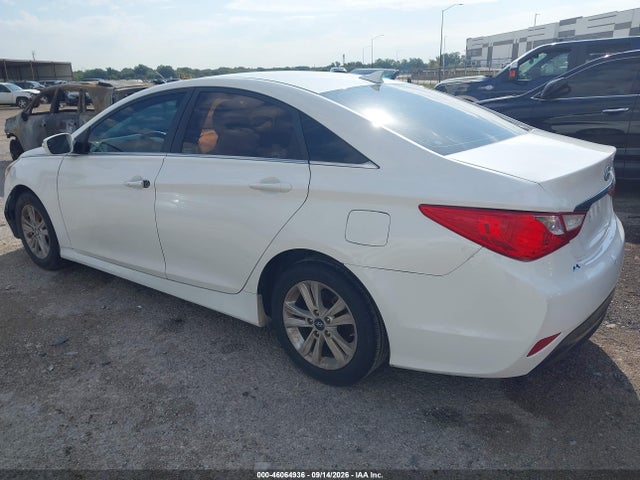 Продажа на аукционе авто 2014 Hyundai Sonata Gls, vin: 5NPEB4AC0EH873421, номер лота: 46064936