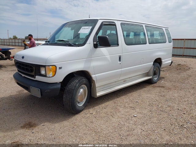 46064943 :رقم المزاد ، 1FBSS31LXXHA28630 vin ، 1999 Ford E-350 Super Duty Xl/xlt مزاد بيع