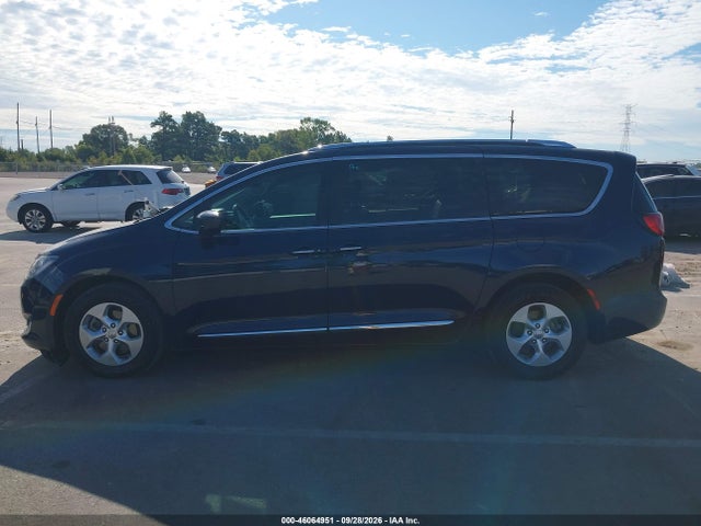 Aukcja sprzedaży 2017 Chrysler Pacifica Touring-l Plus, vin: 2C4RC1EG8HR782236, numer aukcji: 46064951