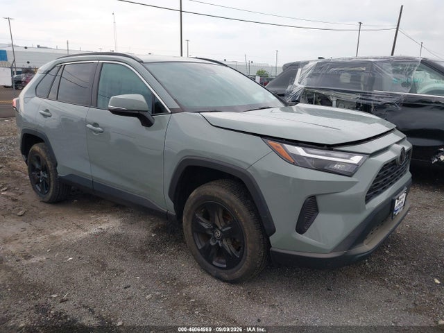 46064989 :رقم المزاد ، 2T3P1RFV0NW270190 vin ، 2022 Toyota Rav4 Xle مزاد بيع