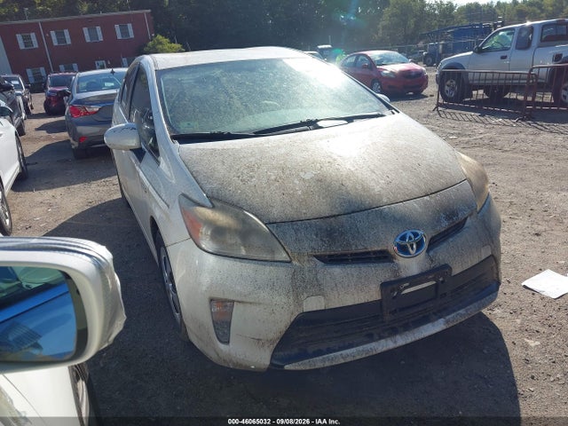 46065032 :رقم المزاد ، JTDKN3DU6D5552992 vin ، 2013 Toyota Prius Two مزاد بيع