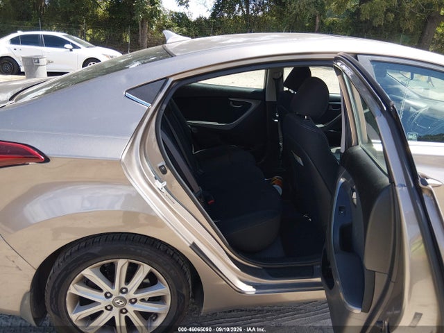 Hyundai ELANTRA SE 2015 5NPDH4AE2FH602521 Image 8