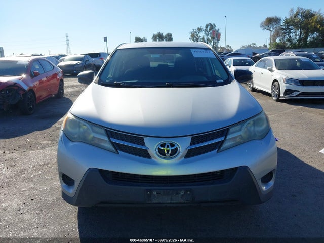 Toyota RAV4 LE 2015 2T3BFREV6FW301425 Image 12