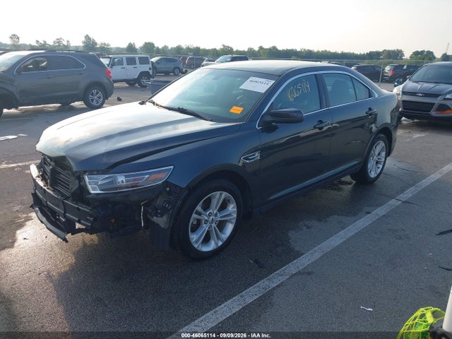 Ford TAURUS SEL 2017 1FAHP2E88HG114541 Image 2