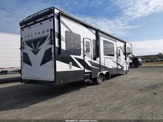 Продажа на аукционе авто 2020 Keystone Rv Voltage 3615 Toy Hauler 5th Whl Travel Trailer, vin: 4YDF36126LZ990783, номер лота: 46065143