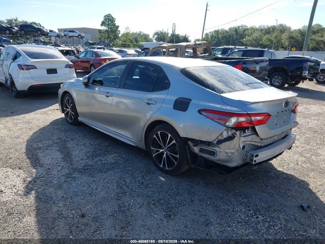 46065160 :رقم المزاد ، JTNB11HKXJ3033536 vin ، 2018 Toyota Camry Se مزاد بيع
