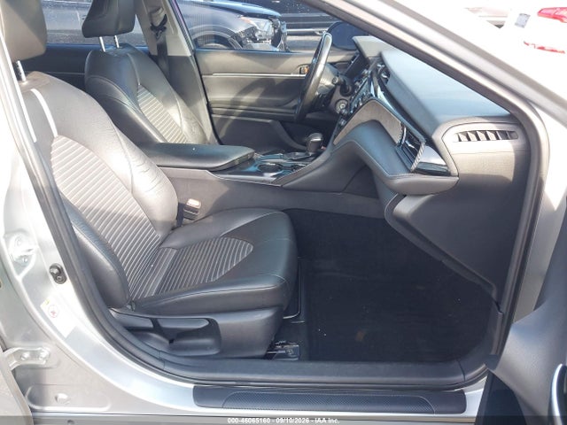 46065160 :رقم المزاد ، JTNB11HKXJ3033536 vin ، 2018 Toyota Camry Se مزاد بيع