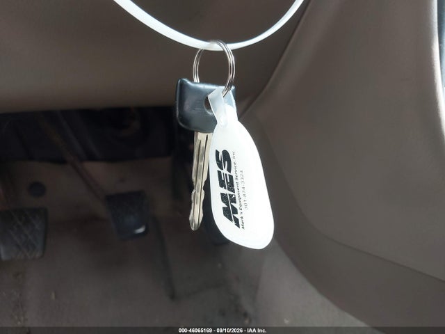 1999 Chevrolet Prizm მანქანა იყიდება აუქციონზე, vin: 1Y1SK5281XZ425831, აუქციონის ნომერი: 46065169