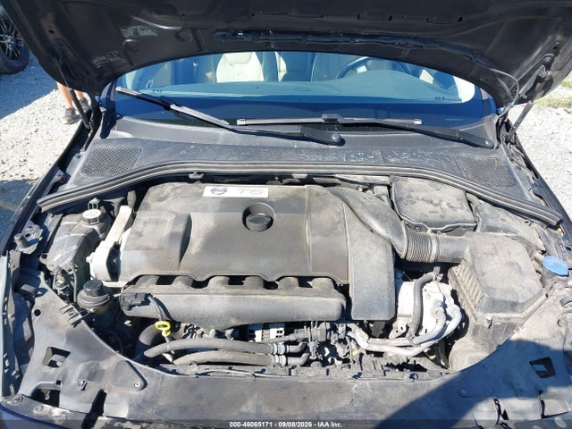 2011 Volvo S60 T6 მანქანა იყიდება აუქციონზე, vin: YV1902FH1B2012871, აუქციონის ნომერი: 46065171