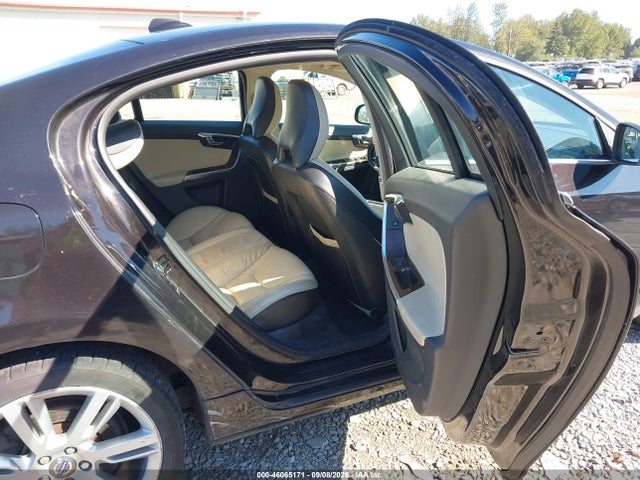 2011 Volvo S60 T6 მანქანა იყიდება აუქციონზე, vin: YV1902FH1B2012871, აუქციონის ნომერი: 46065171