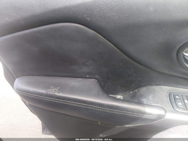 46065206 :رقم المزاد ، 1C4PJLLB7JD561817 vin ، 2018 Jeep Cherokee Latitude Plus Fwd مزاد بيع