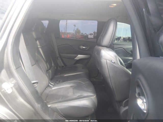 46065206 :رقم المزاد ، 1C4PJLLB7JD561817 vin ، 2018 Jeep Cherokee Latitude Plus Fwd مزاد بيع
