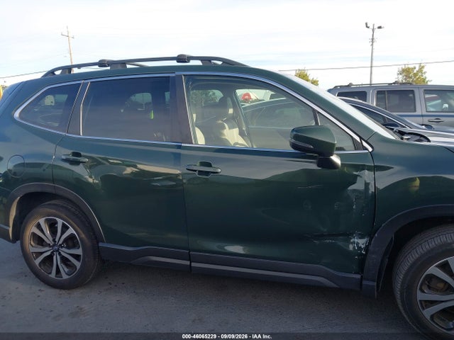 2022 Subaru Forester Limited მანქანა იყიდება აუქციონზე, vin: JF2SKAPC5NH519239, აუქციონის ნომერი: 46065229