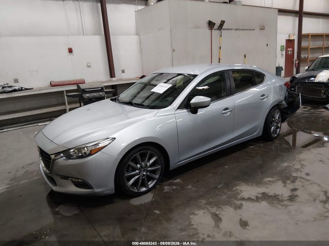 Продаж на аукціоні авто 2018 Mazda Mazda3 Touring, vin: 3MZBN1V30JM199503, номер лоту: 46065243