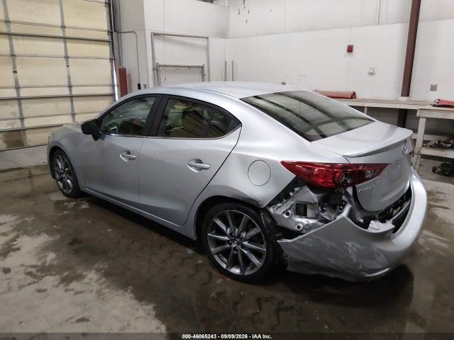 Продаж на аукціоні авто 2018 Mazda Mazda3 Touring, vin: 3MZBN1V30JM199503, номер лоту: 46065243