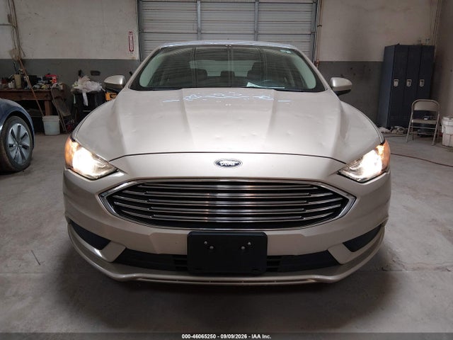 Продажа на аукционе авто 2018 Ford Fusion Hybrid S, vin: 3FA6P0UU0JR279072, номер лота: 46065250