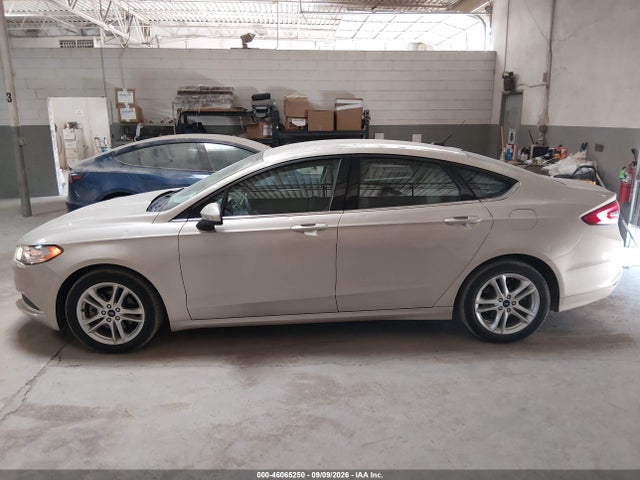 Продажа на аукционе авто 2018 Ford Fusion Hybrid S, vin: 3FA6P0UU0JR279072, номер лота: 46065250