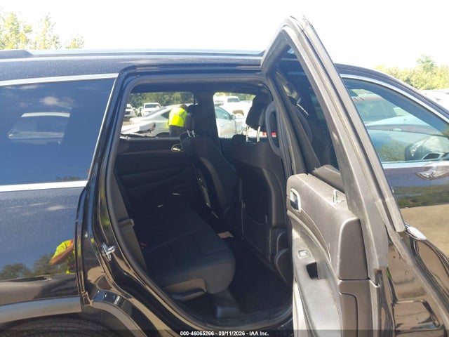 Продажа на аукционе авто 2018 Jeep Grand Cherokee Laredo E 4x4, vin: 1C4RJFAG6JC297956, номер лота: 46065266