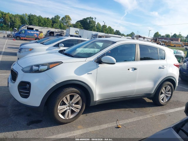 2017 Kia Sportage Lx მანქანა იყიდება აუქციონზე, vin: KNDPMCACXH7033538, აუქციონის ნომერი: 46065295