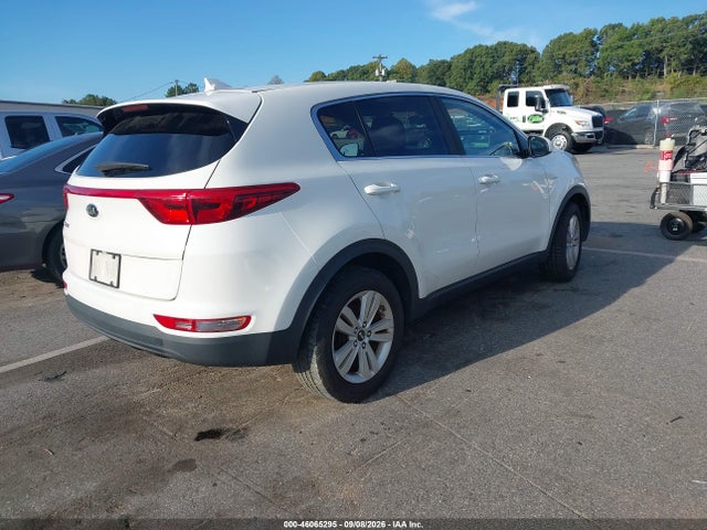 2017 Kia Sportage Lx მანქანა იყიდება აუქციონზე, vin: KNDPMCACXH7033538, აუქციონის ნომერი: 46065295
