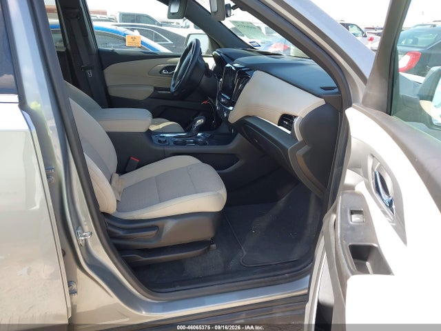1GNEVGKW3PJ242276 Chevrolet Traverse Awd Lt Cloth